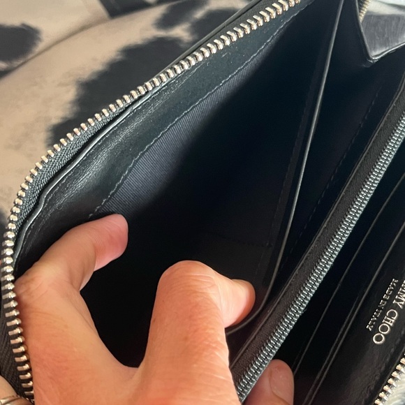 Jimmy Choo Black Patent Star Zip Around Wallet - Picture 8 of 15